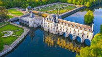 Full-Day Private Loire Valley Wine Tour Experience from Tours
