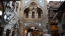 Private Visit to Cairo's Khan el Khalili Market with Local dish