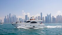 Private Tour 4 Hours Yacht in Dubai Marina from Dubai
