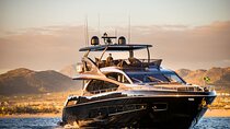 4 Hours Luxury Yacht Charter Tour in Los Cabos on SAVI II