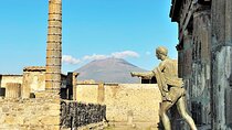 From Naples Shared Guided Tour of Pompeii with Wine Tasting