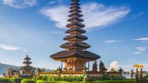  Self-Guided Tour in Bali's Pura Ulun Danu Beratan Temple Complex