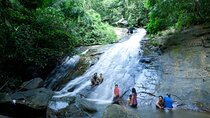 Kuala Lumpur Private Tour to Batu Caves Hotsprings And Waterfalls