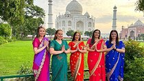 From Delhi : Taj Mahal Photoshoot in Indian Ethnic dresses