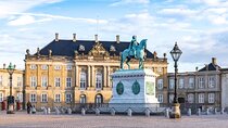 Fast-Track Amalienborg Palace Museum Copenhagen Private Tour
