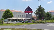 Private Shopping Tour from Vienna to Designer Outlet Parndorf
