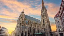 Private Scenic Transfer from Munich to Vienna with 4h of Sightseeing