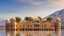 Private Jaipur City Tour from Delhi by Car