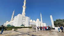 Abu Dhabi Full-Day Tour from Dubai with Mosque Visit