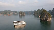 La Regina Classic Cruise, Stunning Bai Tu Long Bay 2 Day 1 Night 
