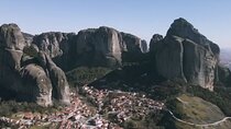Private tour to Meteora with a Pickup 