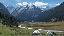 7-Day Tian Shan Mountains Trek Tour