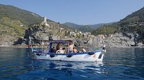 Morning Boat Tour to Cinque Terre with brunch