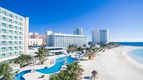 Cancun Airport and Hotel Krystal Cancún Private Shuttle