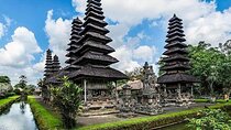 Bedugul Ulun Danu Beratan Temple, Jatiluwih and Tanah Lot Temple