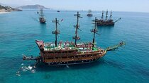 Pirate Boat Tour With Foam Party in Alanya