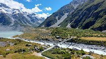 Mount Cook Tour: Finish at Queenstown, Christchurch or Dunedin