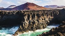 Lanzarote Volcanoes Tour departing from Fuerteventura