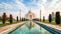 Full Day Private Sunrise Taj Mahal Tour from New Delhi by Car
