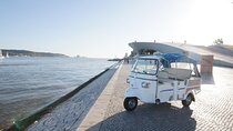 4 Hours Private Tuk Tuk Tour in Lisbon