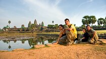 Angkor Wat, Bayon and Banteay Srei by Private Guided Tour 