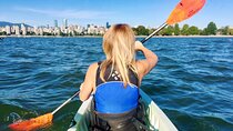 3 Hour Kayak in Vancouver with Coffee on the Beach