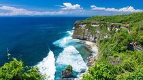 Private Explore Bali's GWK Statue and Uluwatu Temple