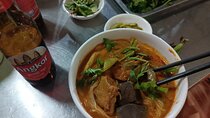 Small Group Phnom Penh Food Tour and Local Market Experience 