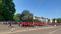 Private Royal London Taxi Tour with The Changing of the Guards