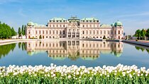 Private Transfer from Prague to Vienna with 4h of Sightseeing