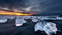 Private Glacier Lagoon & Diamond Beach Tour