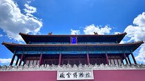 Immersive Forbidden City Tour with Chinese Calligraphy Experience