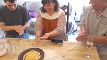 Market tour and cooking class with a venetian sailor