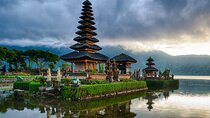 Bali: Bedugul Lake Temple, Banyumala Waterfall, UNESCO Rice Field