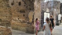 Rome Private Tour Piazza Navona and Domitian Stadium Undergrounds