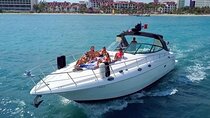 Tour to Isla Mujeres on Premium Yachts from Cancun