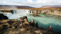 Cruise Tour Godafoss and Myvatn Lake and Baths Small Group