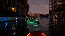Night Kayaking in Battery Park V&A Waterfront