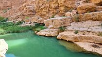 Full Day Group Tour to Wadi Shab Bimmah Sinkhole and Fins Beach