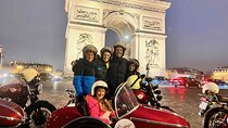 Private Sidecar Tour of Paris at Night with drinks