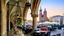 Krakow's Market Square Guided Tour with visit to St. Mary Church