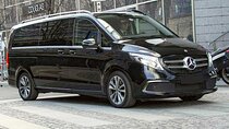 Arrival Transfer: Frankfurt Airport FRA to Frankfurt by Van