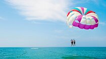 Enjoy on the Parasailing Experience with Transfer - Hurghada