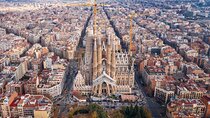 Private Tour Best of Barcelona: Sagrada Familia and Old Town 