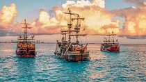Be amazed with PIRATE SHOW in Cancun, includes Dinner & Open Bar