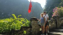 Ninh Binh Day Tour: Hang Mua, Cycling, Trang An and Hoa Lu