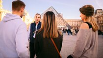Paris: Highlights of the Louvre Private Tour with Mona Lisa
