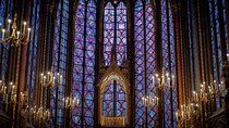 Sainte-Chapelle and Conciergerie Guided Tour with Ticket in Paris