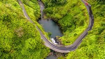 Famous Road to Hana Waterfalls, Black Sand Beach & Lunch