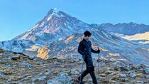 3-Day Hiking Group Tour in Kazbegi